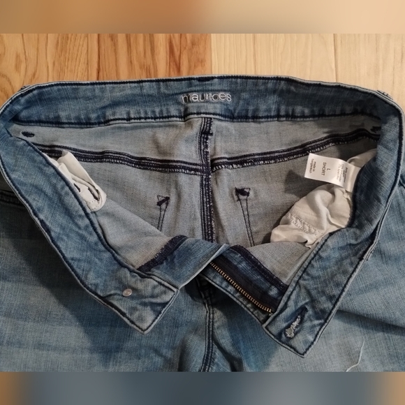 Maurice's Distressed ankle cut jeggings - Picture 7 of 12